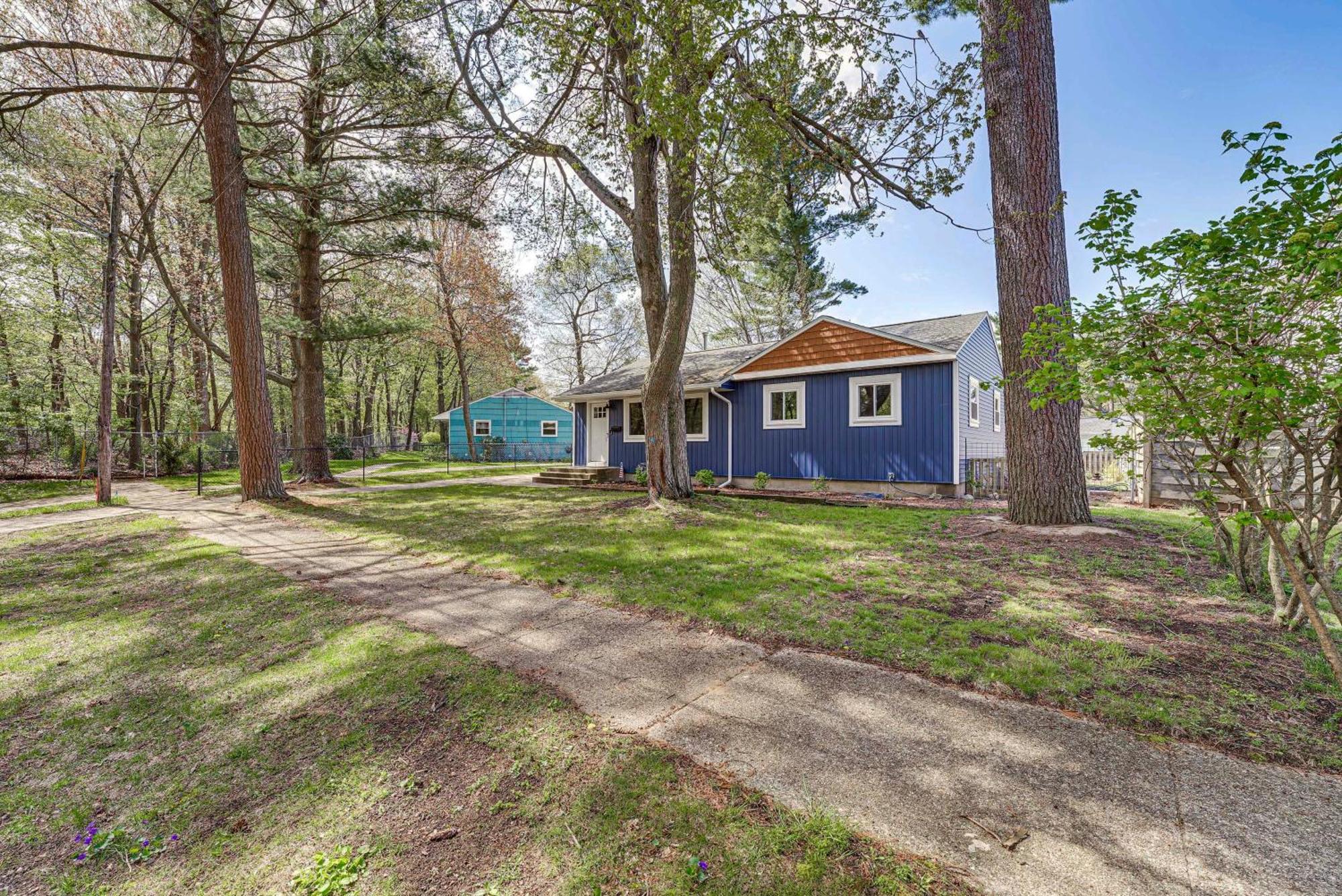 Walk To Beach Lake Michigan Getaway! Muskegon Luaran gambar